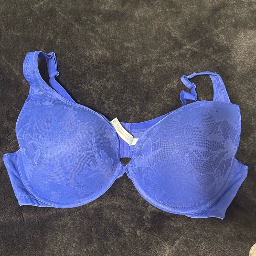 Cacique 44DD Bra